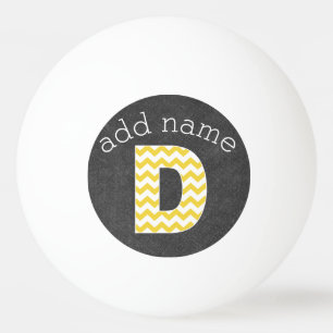 Monogramm-Buchstabe D - Tafel und gelbe Sparren Tischtennisball