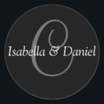 Monogramm C Hochzeitsticker für Siegel Runder Aufkleber<br><div class="desc">Monogram-Geschenke haben eine große Auswahl an individuell anpassbaren USPS-Briefmarke,  Umschlag Aufkleber-Aufkleber,  Grußkarten,  Hemden,  Hüte,  Buttons,  Magnete und vieles mehr. Diese Monogramme eignen sich hervorragend für die Versendung von Einladungen zu Hochzeiten,  Party Einladungen zum Jahrestag,  Graduierungsankündigungen und Geburtstagspartys,  um nur einige zu nennen.</div>