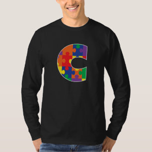 Monogramm C in mehrfarbigen Puzzleteilen T-Shirt
