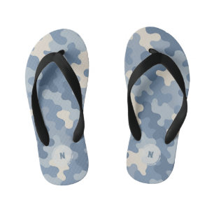 Monogramm der blauen Camouflage Kinderbadesandalen