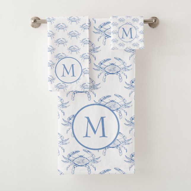 Monogramm der klassischen Coastal Blue and White C Badhandtuch Set (Insitu)