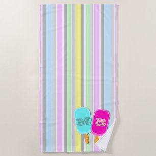 Monogramm der Pastelstreifen Strandtuch