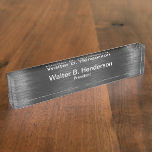 Monogramm der silberfarbenen Führungskraft Namensplakette