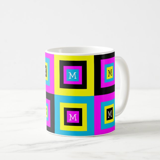 Monogramm des CMYK-Grafikdesigners Kaffeetasse (VorderseiteRechts)