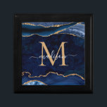 Monogramm des modischen Navy Blue Gold Agate Geode Erinnerungskiste<br><div class="desc">Modern Glam Navy Blue Gold Glitzer Sparkle Agate Geode Gemstone Elegante Feminine Monogram Script Name Geschenkboxen</div>