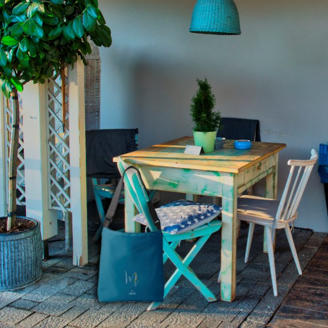 Monogramm des Wasserfarbstoffs M Krankenschwester  Tragetaschen Mit Langen Trägern (Von Creator hochgeladen)