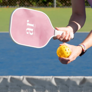 Monogramm einfacher weißer Anfangsname Rosa Wasser Pickleball Schläger