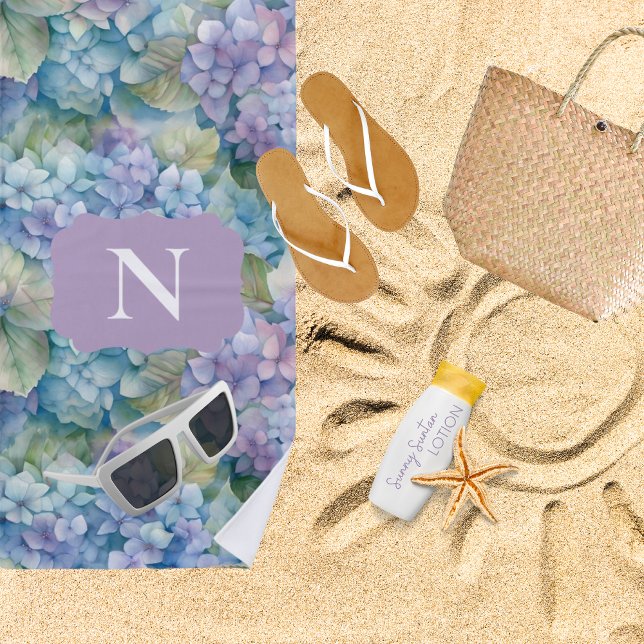 Monogramm Floral Hydrangea Lila Personalisiert Strandtuch (Von Creator hochgeladen)