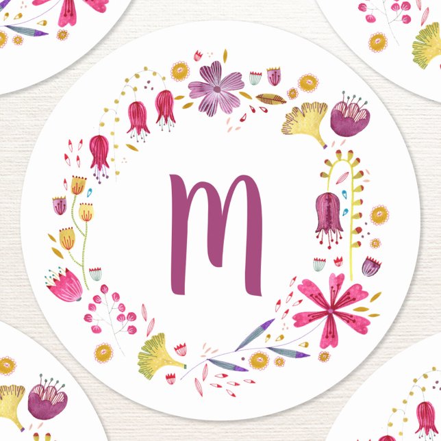 Monogramm Floral Runder Aufkleber (Personalized monogram initials watercolor wildflower wreath sticker)