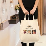 Monogramm-Foto-Collage Tragetasche<br><div class="desc">Tragen Sie Ihre Erinnerungen überall hin mit unseren Personalisierten Canvas-Bags in FotoCollage. Diese vielseitigen und stilvollen Taschen ermöglichen es Ihnen, ein einzigartiges und persönliches Accessoire zu kreieren, das Ihre Lieblingsmomente mit Freunden, Familie, Haustieren oder Hobbys präsentiert. Diese Beuteltaschen sind perfekt für den täglichen Gebrauch und vereinen Funktionalität mit sentimentalem Wert....</div>