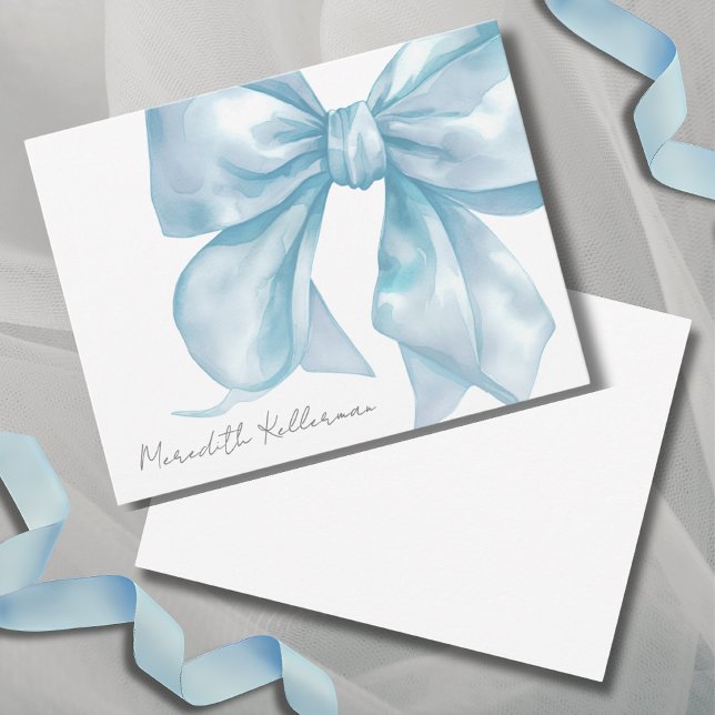 Monogramm für den personalisierten Blauen Bow-Name Mitteilungskarte (Personalized Elegant Blue Bow Name Monogram Note Card)