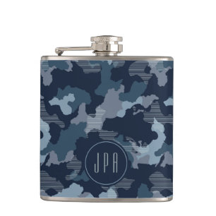Monogramm für ein militärisches Navy-Blue-Camoufla Flachmann