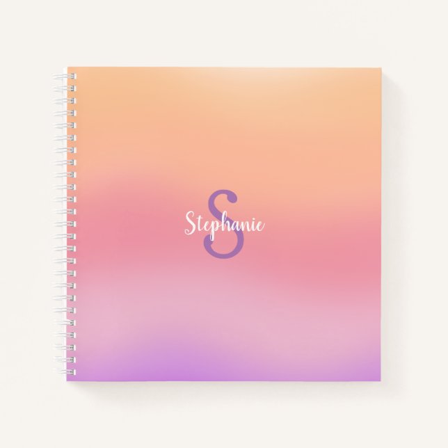 Monogramm für lila Aquarellfarben Notizbuch (Vorderseite)