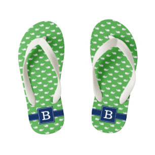 Monogramm für Navy Blue und Green Whales Square Kinderbadesandalen
