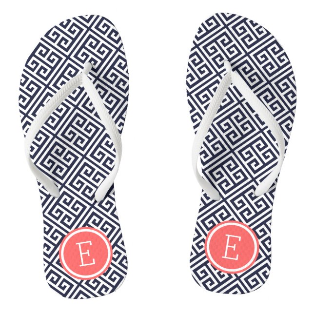 Monogramm für Navy und Korallengriechisches Schlüs Flip Flops (Fußbett)