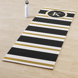 Monogramm für personalisierte schwarze und goldene yogamatte