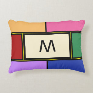 Monogramm geometrisch Rot Pink Blau Grün Dekokissen