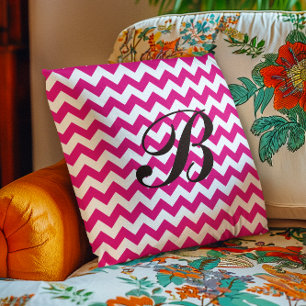 Monogramm Heißrosa und Weiß Chevron Kissen