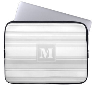 Monogramm hellgraue Streifen Laptopschutzhülle