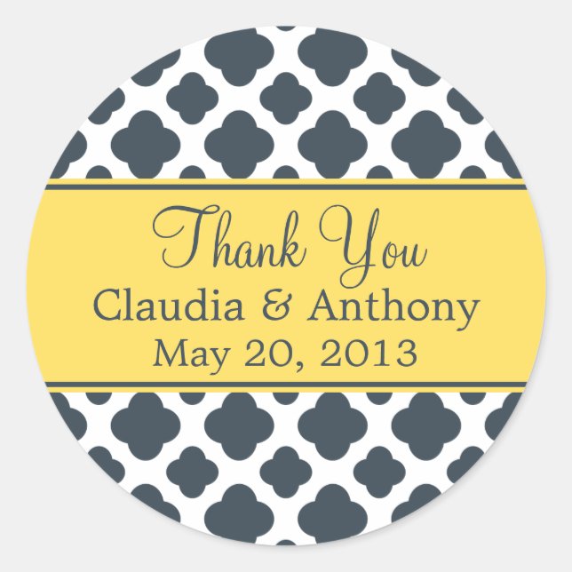 Monogramm Holzkohle mit gelbem Quatrefolienmuster Runder Aufkleber (Vorderseite)