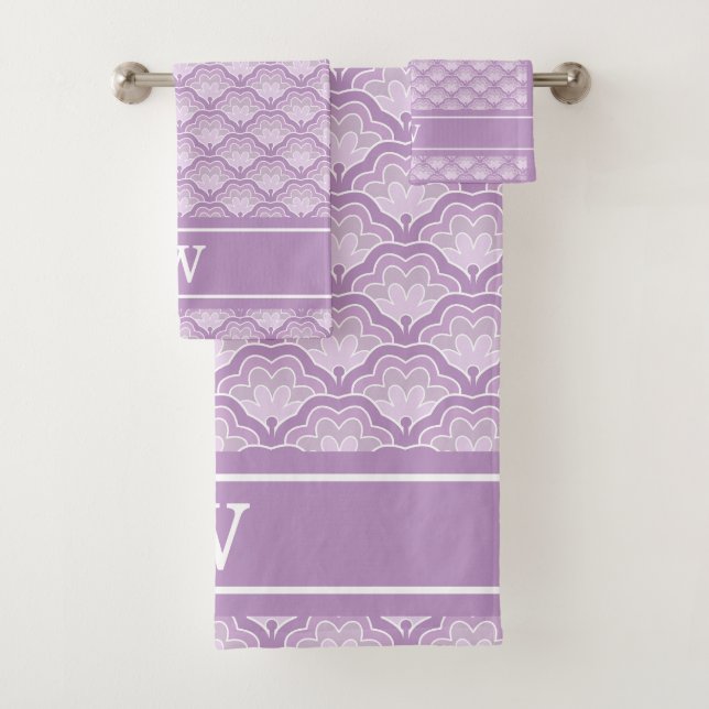 Monogramm Initial Abstraktes Lila Blumenmuster Badhandtuch Set (Insitu)