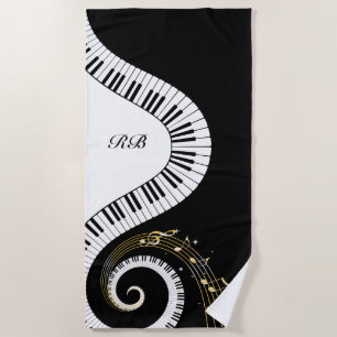 Monogramm-Klavier-Schlüssel und musikalische Strandtuch
