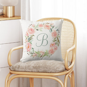 Monogramm-Kranz aus pastellrosa Blumen Kissen