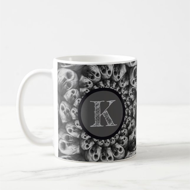 Monogramm-Leckerbsen Abstrakt Schwarz-Weiß Kaffeetasse (Links)