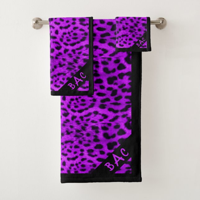 Monogramm Lila Leopard Badhandtuch Set (Insitu)