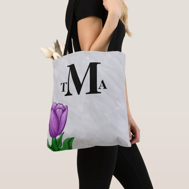 Monogramm Lila Tulip (Von Nahem)