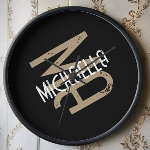 Monogramm Name personalisiert Schwarz-weiß beige t Uhr