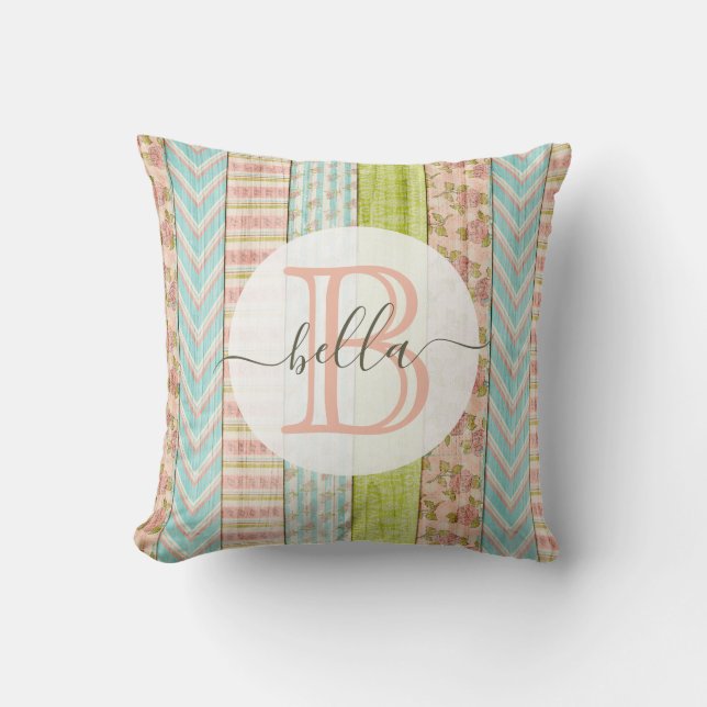 Monogramm Name Shabby-Rose auf rustikale Hütte Kissen (Vorderseite)