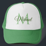 Monogramm Name Weiße und grüne Unisex Baseballkapp Truckerkappe<br><div class="desc">Monogram Name White and Green Unisex Baseball Cap Template Unisex Elegant Trendy Trucker Hat.</div>