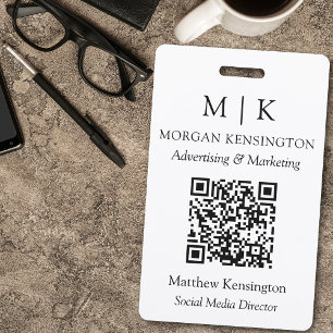 Monogramm oder Firmenlogo zum QR-Code hinzufügen Ausweis