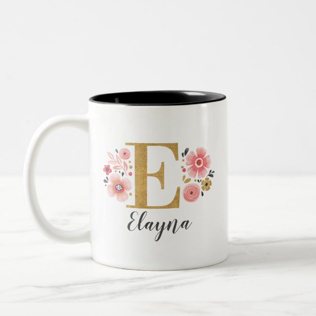 Monogramm Pink Floral Letter E Zweifarbige Tasse (Links)