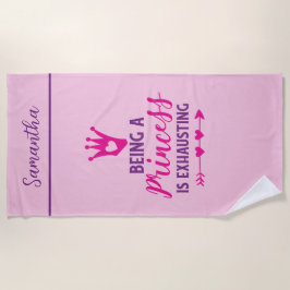Monogramm Pink Lila ist die Prinzessin erschöpft Strandtuch