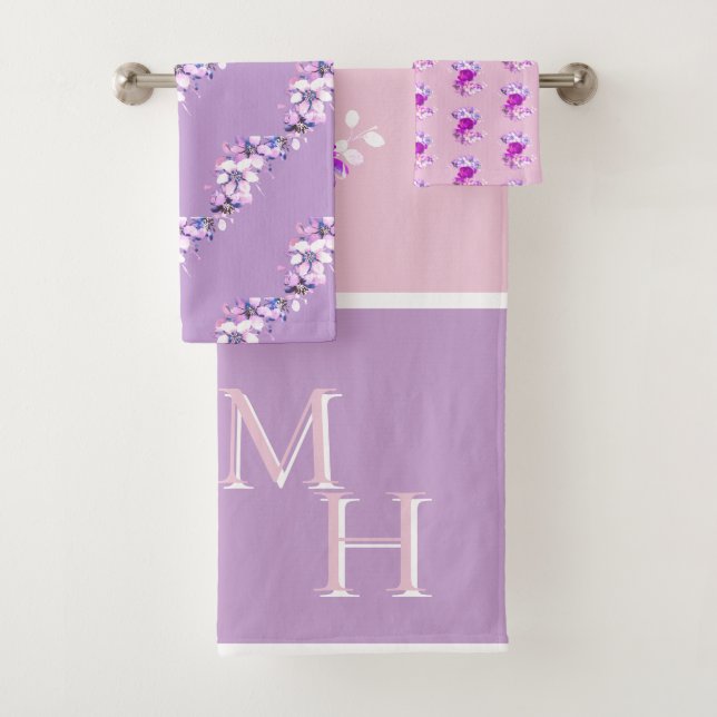 Monogramm Rosaroter Cottagecore Badhandtuch Set (Insitu)