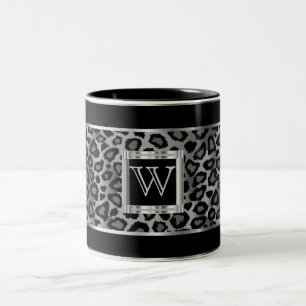 Monogramm-Silber und grauer Leopard-Tierdruck Zweifarbige Tasse
