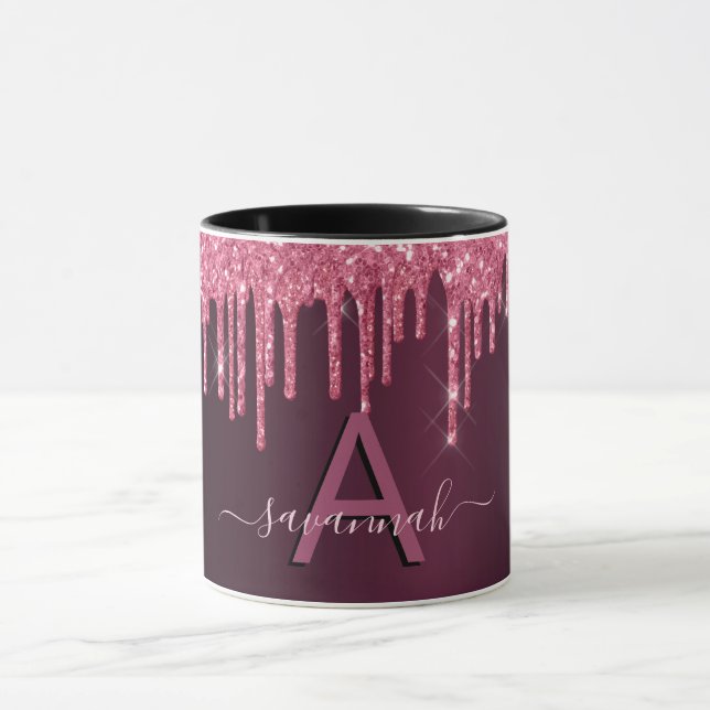 Monogramm-Skript für Burgundy-Glitzer-Tropfen Tasse (Zentrum)