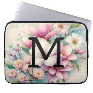 Monogramm Spitzen rosa lila Magnolien Blume Laptopschutzhülle