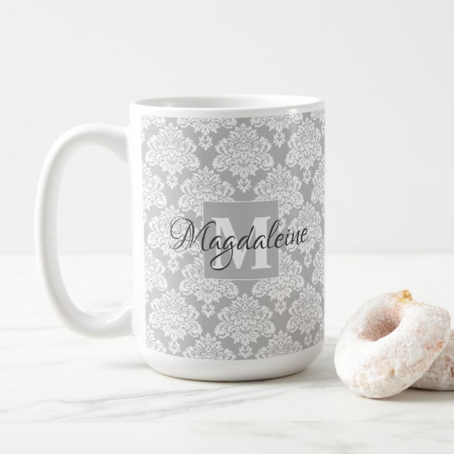 Monogramm und Name der hübschen grauen Floral Dama Kaffeetasse (Mit Donut)