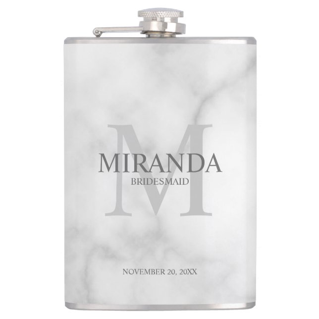 Monogramm und Name der personalisierten Bridesmaid Flachmann (Vorderseite)