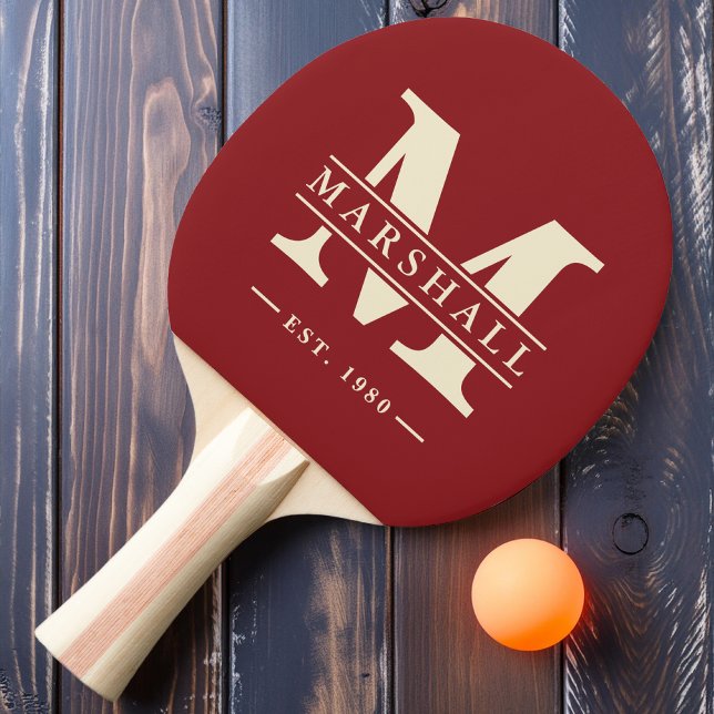 Monogramm und Name Overlay Deep Cranberry Tischtennis Schläger (Von Creator hochgeladen)