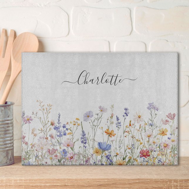 Monogramm Wasserfarbe Farbige Hübsche Wildblume Schneidebrett (In situ)