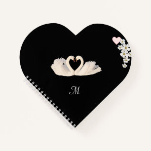 Monogramm Weiße Blume und Schwänze auf Schwarz Notizbuch