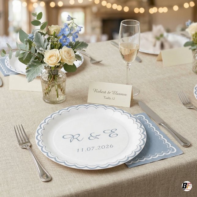 Monogramm-Wellensaum-Hochzeit Staublau Pappteller (Von Creator hochgeladen)