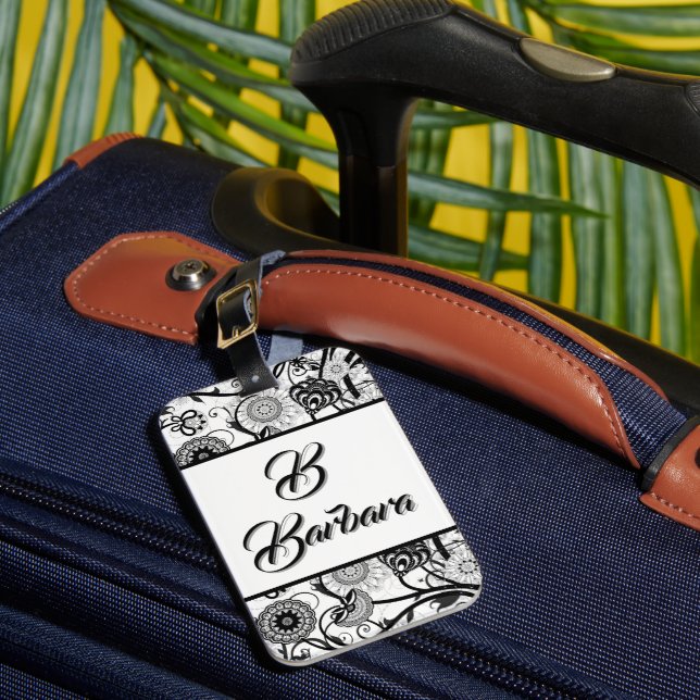 Monogrammed Black And White Floral Abstract Luggag Gepäckanhänger (Vorderseite Insitu 1)
