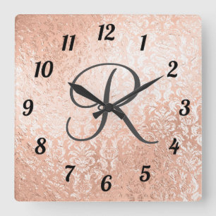Monogrammed Rose Gold Damask Quadratische Wanduhr