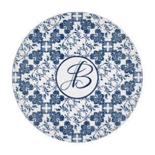 Monogrammierte englische Landschaft in Blau und We Schneidebrett