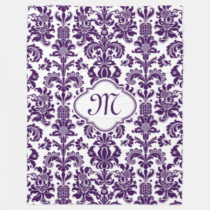 Monogrammierte lila florale Damaststoffe mit weiße Fleecedecke